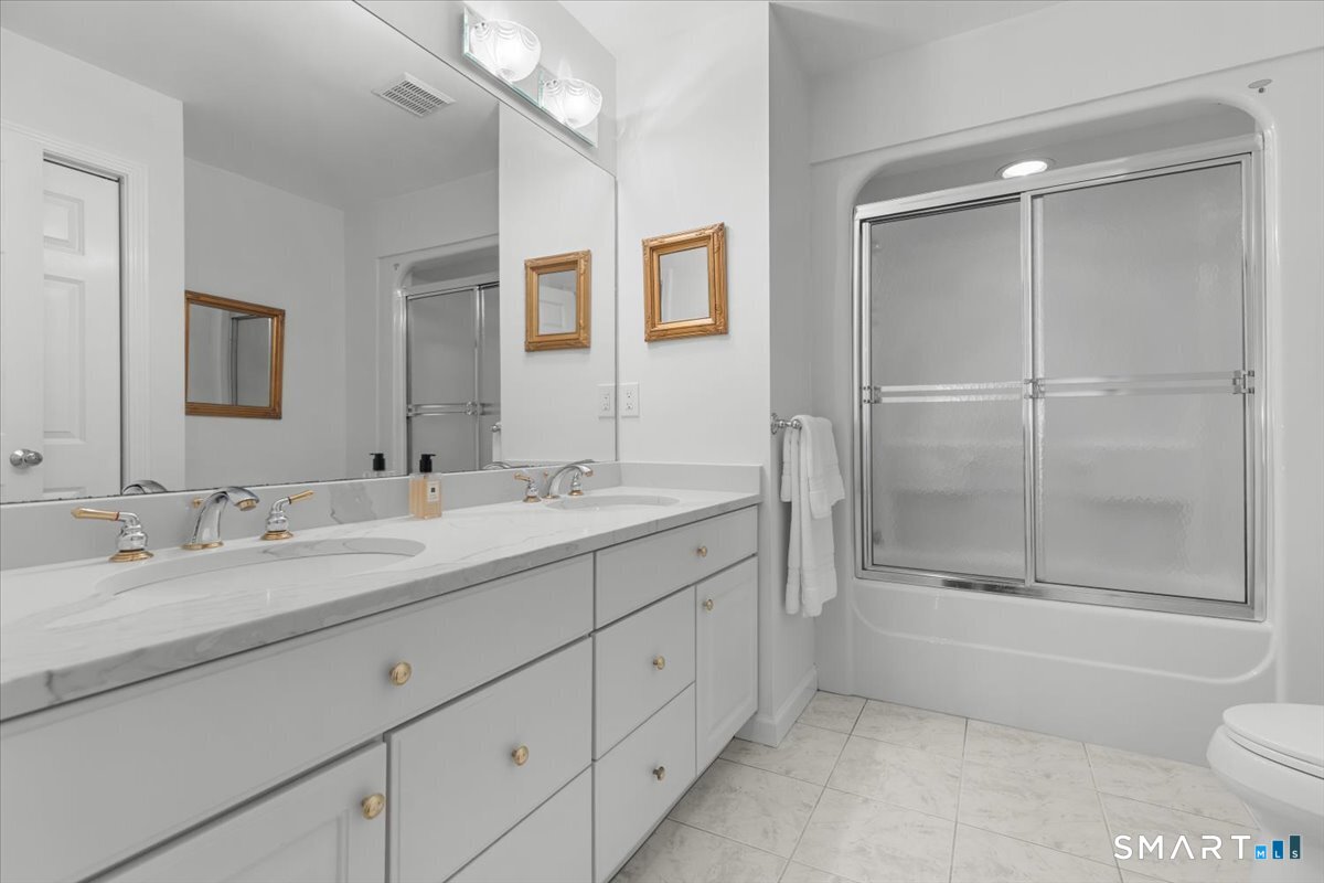 3 Caleb Court Guilford CT 06437