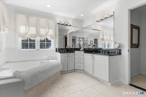 3 Caleb Court Guilford CT 06437