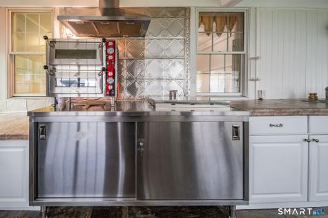 6 Cedar Island Avenue Clinton CT 06413