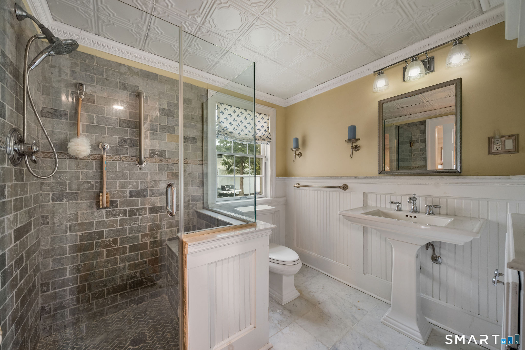 6 Cedar Island Avenue Clinton CT 06413