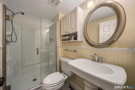6 Cedar Island Avenue Clinton CT 06413