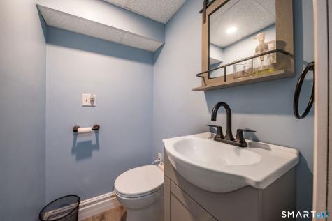 6 Cedar Island Avenue Clinton CT 06413