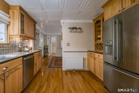 6 Cedar Island Avenue Clinton CT 06413