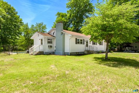 15 Cracow Avenue Windham CT 06280