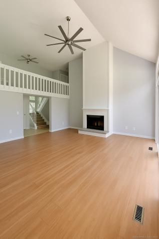 1 Deanne Lynn Circle Windsor CT 06095