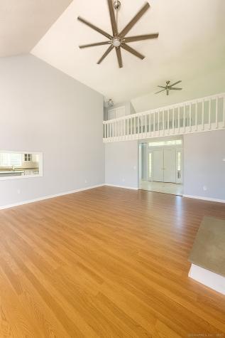 1 Deanne Lynn Circle Windsor CT 06095