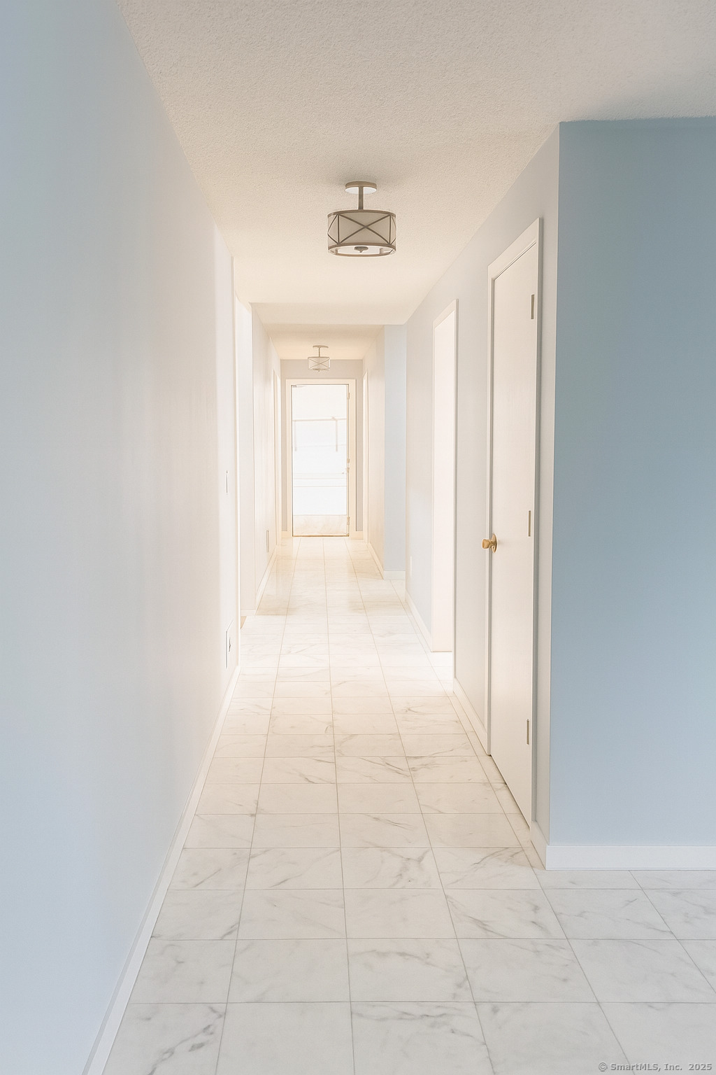 1 Deanne Lynn Circle Windsor CT 06095