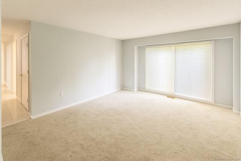 1 Deanne Lynn Circle Windsor CT 06095
