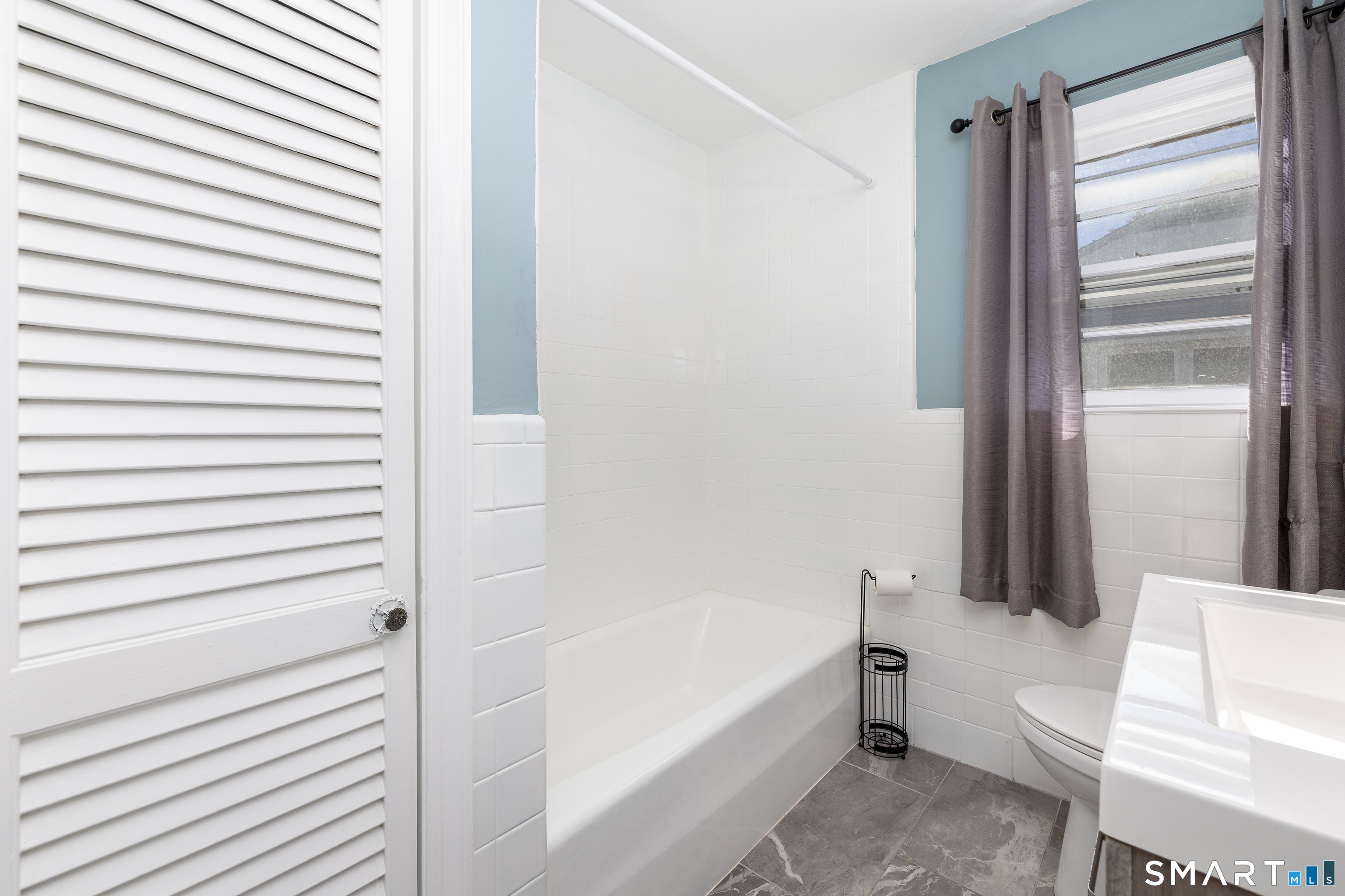 87 Selden Hill Drive West Hartford CT 06107
