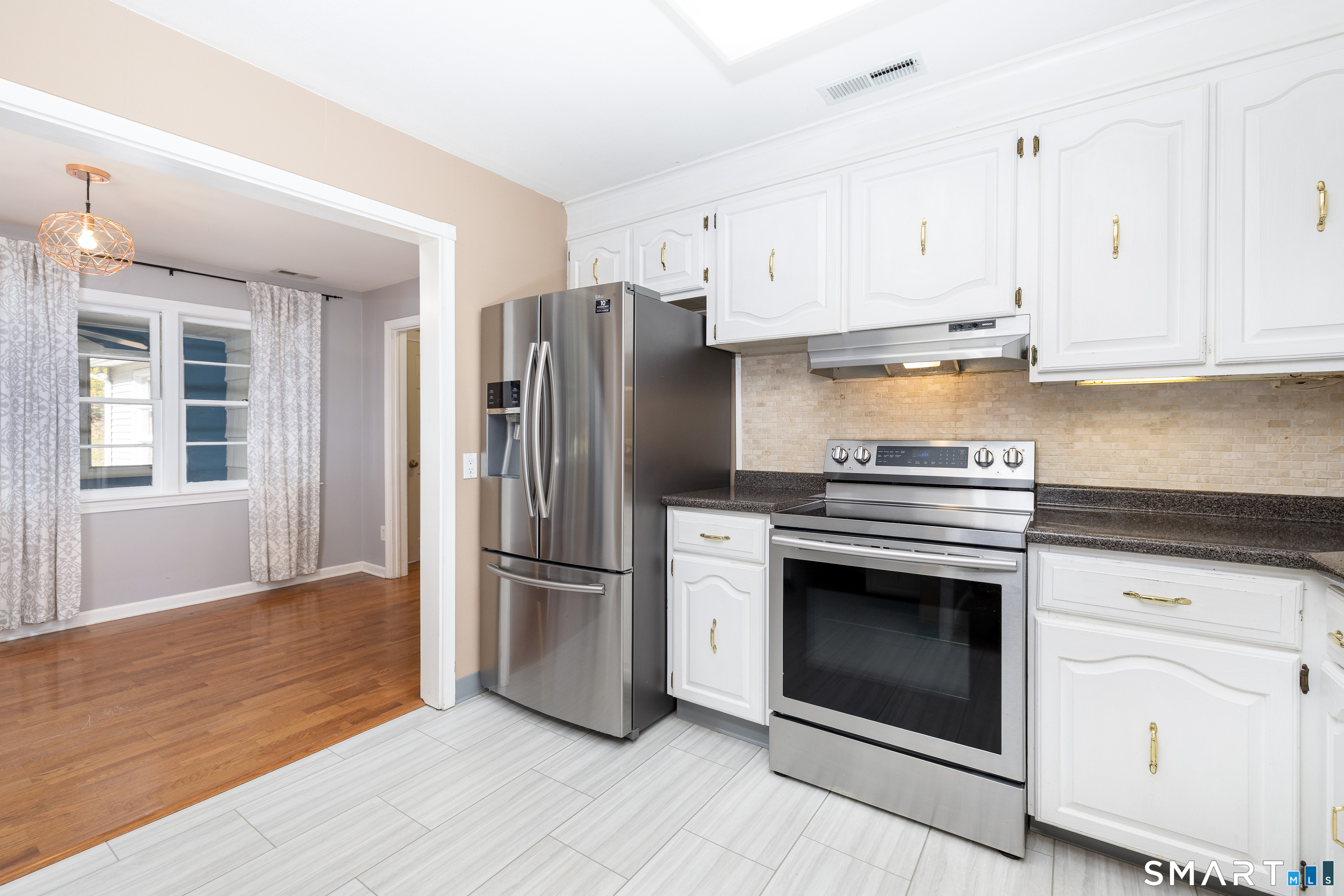87 Selden Hill Drive West Hartford CT 06107