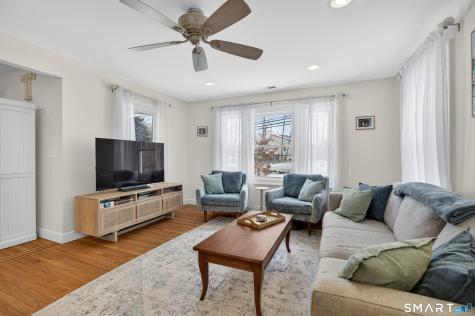 137 South Montowese Street Branford CT 06405