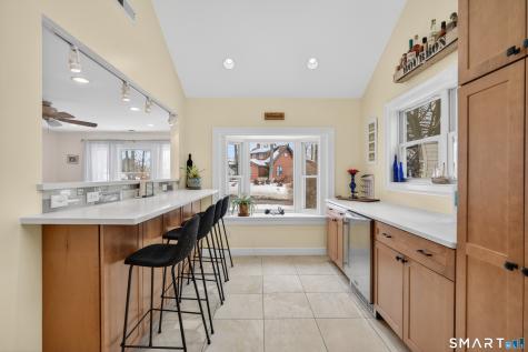 137 South Montowese Street Branford CT 06405