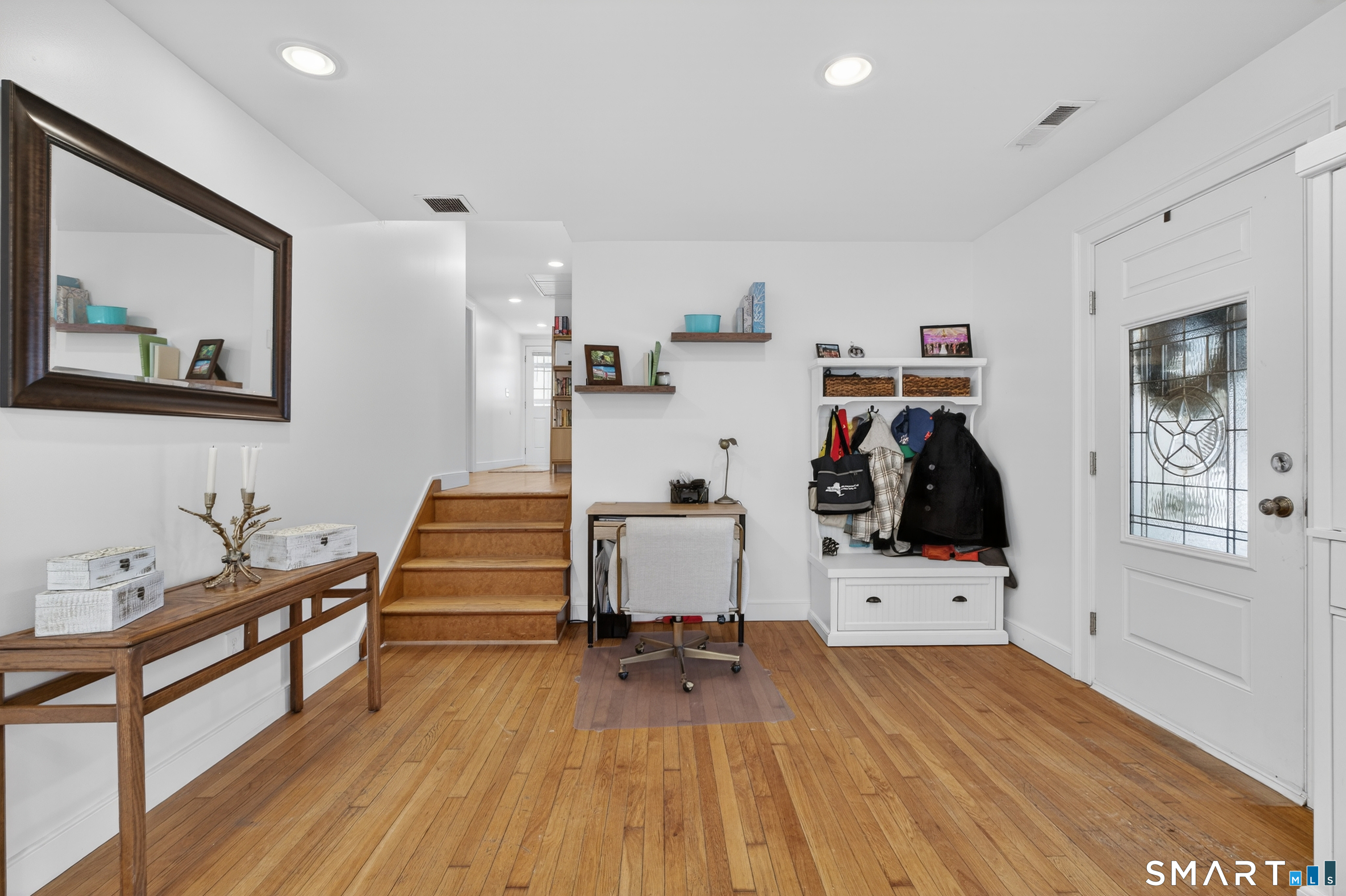 137 South Montowese Street Branford CT 06405