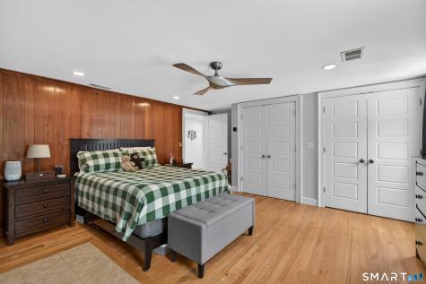 137 South Montowese Street Branford CT 06405