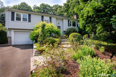 25 Booth Terrace Hamden CT 06518
