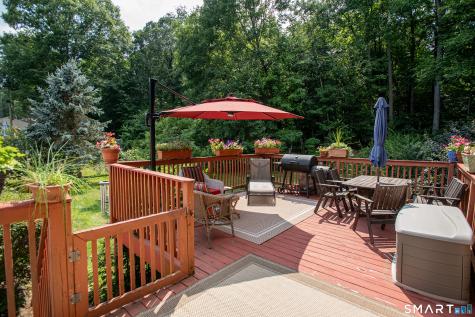 25 Booth Terrace Hamden CT 06518