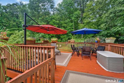 25 Booth Terrace Hamden CT 06518