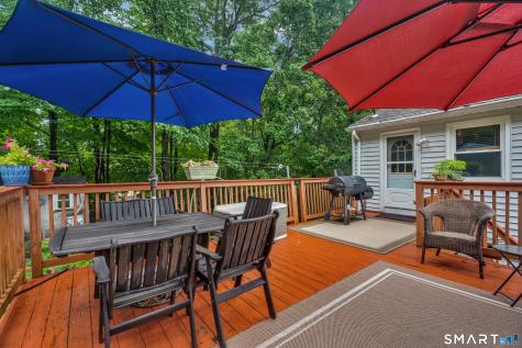 25 Booth Terrace Hamden CT 06518
