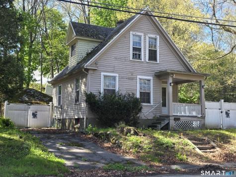 84 Nottingham Terrace Waterbury CT 06704