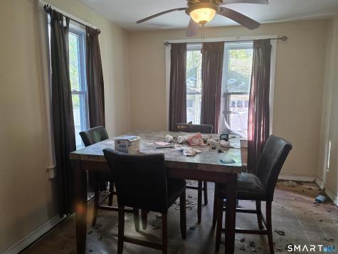 84 Nottingham Terrace Waterbury CT 06704