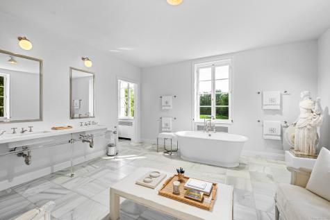 104 Dans Highway New Canaan CT 06840
