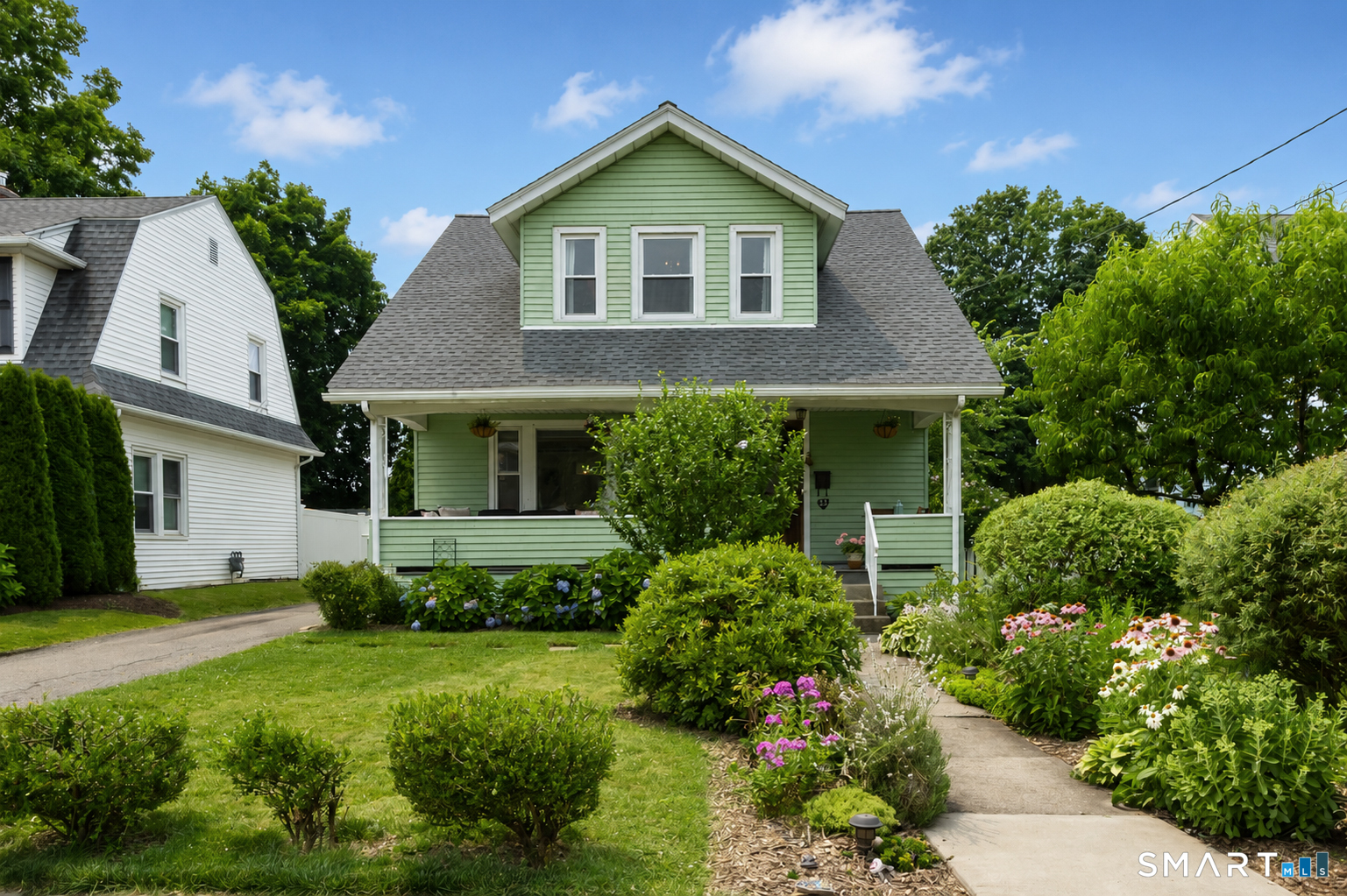 West Hartford CT, 23 Jessamine Street