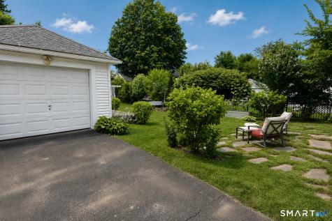 23 Jessamine Street West Hartford CT 06119