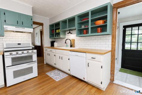23 Jessamine Street West Hartford CT 06119