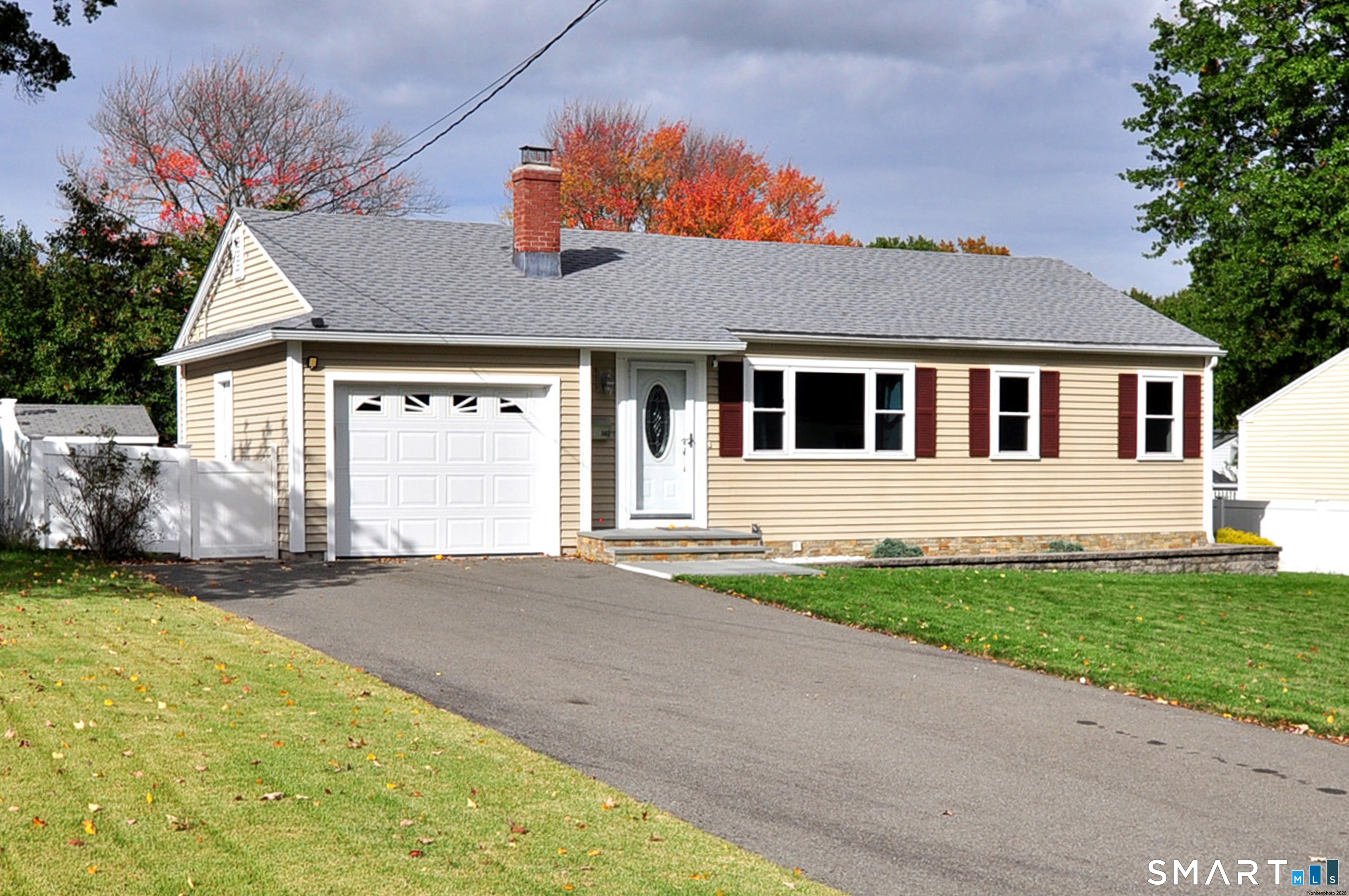 102 Harding Street Wethersfield CT 06109