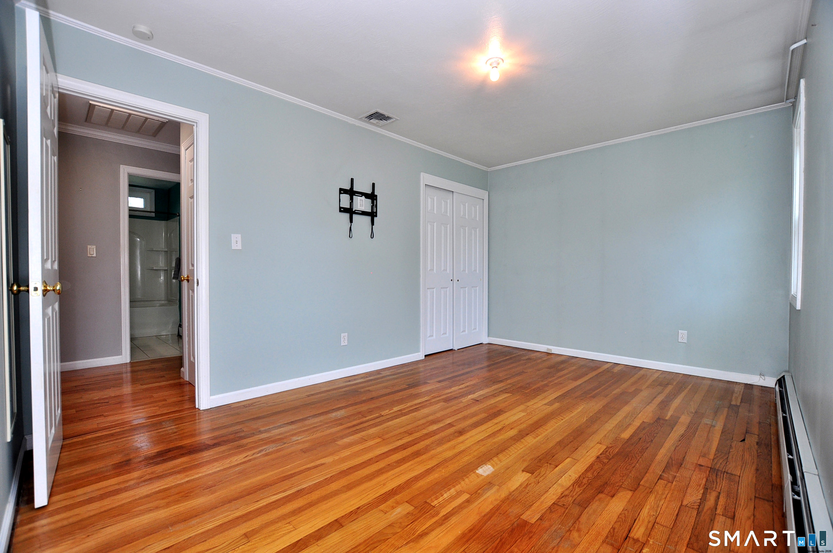 102 Harding Street Wethersfield CT 06109