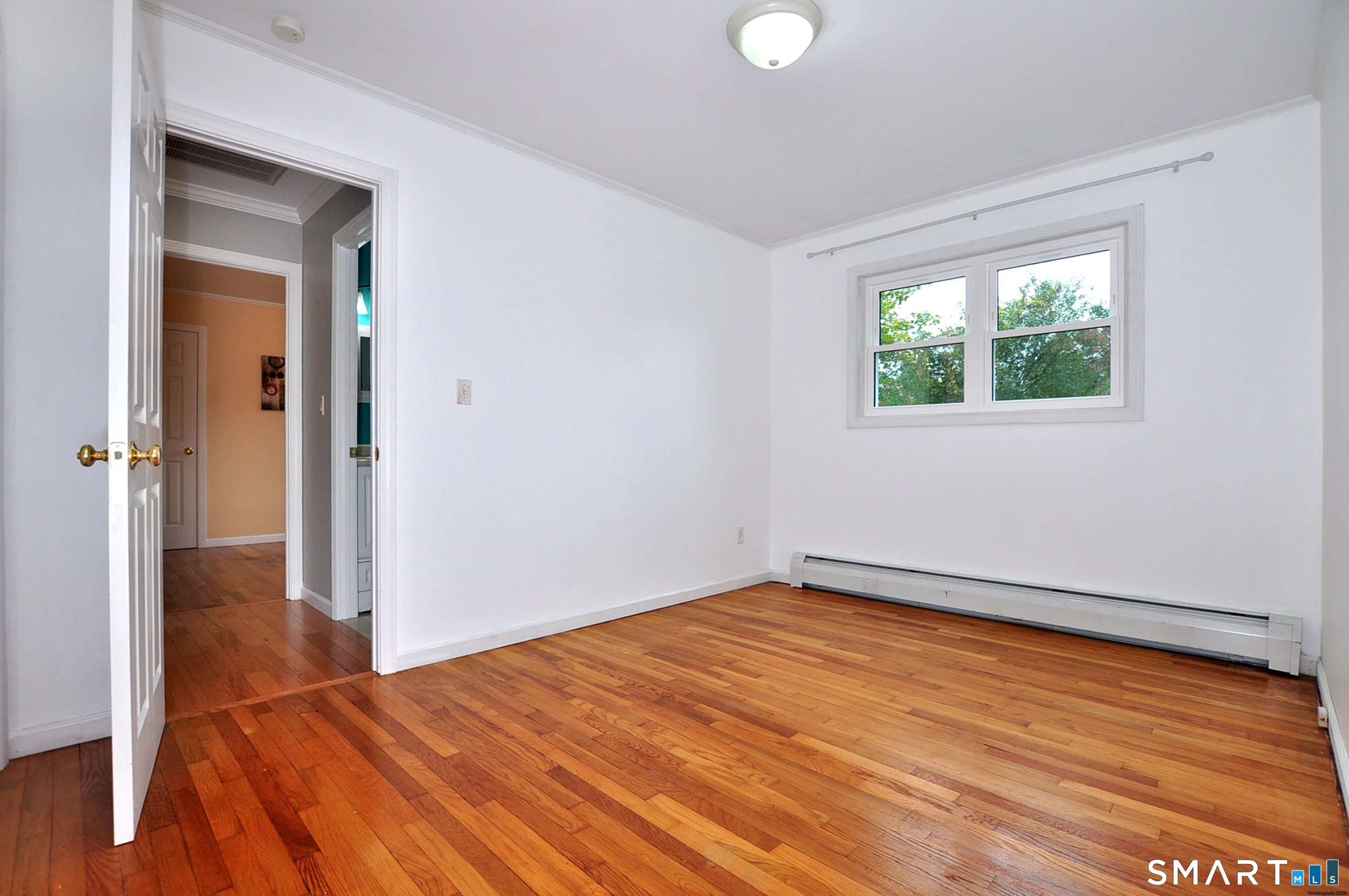 102 Harding Street Wethersfield CT 06109