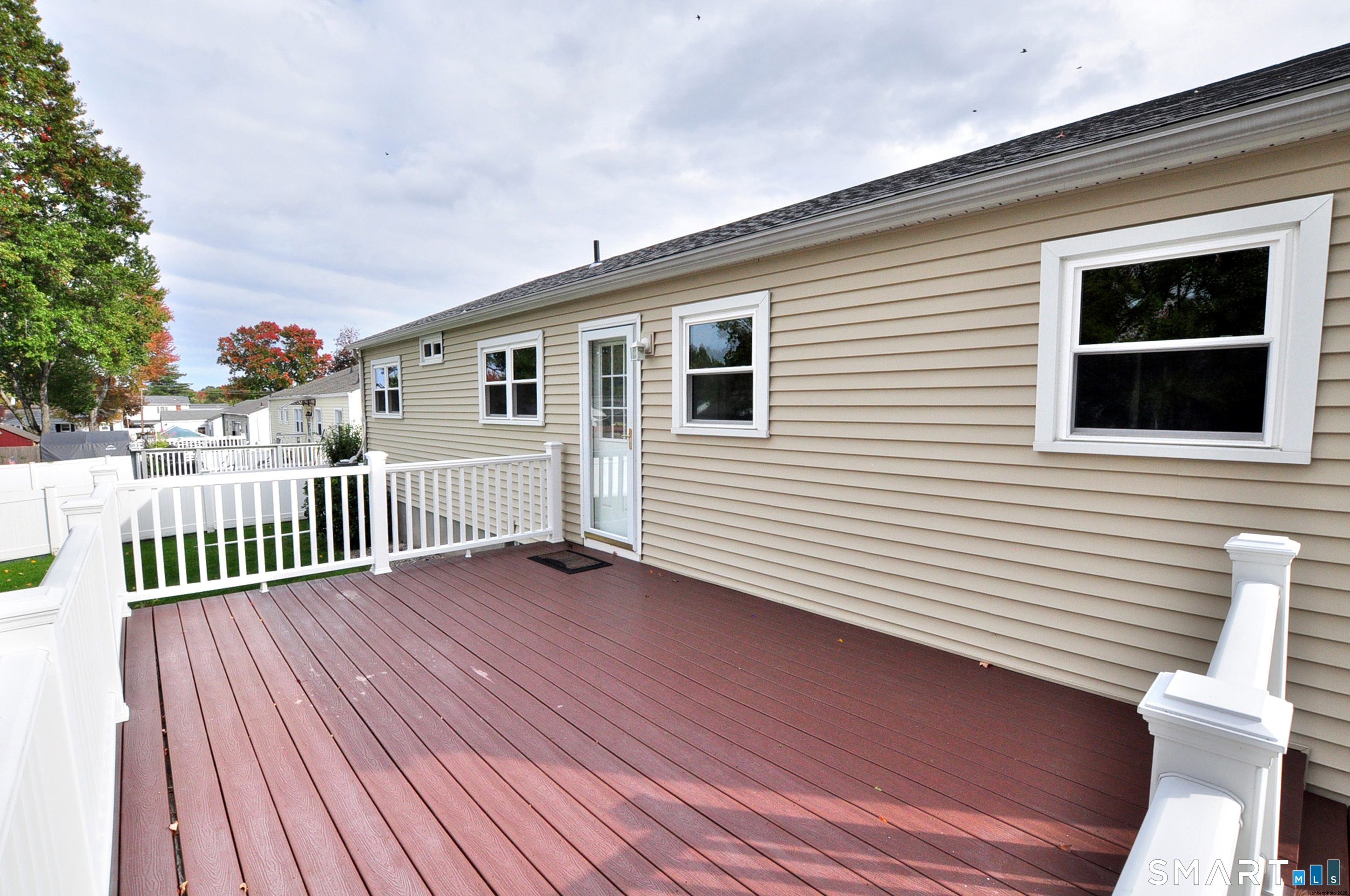 102 Harding Street Wethersfield CT 06109