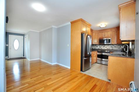 102 Harding Street Wethersfield CT 06109