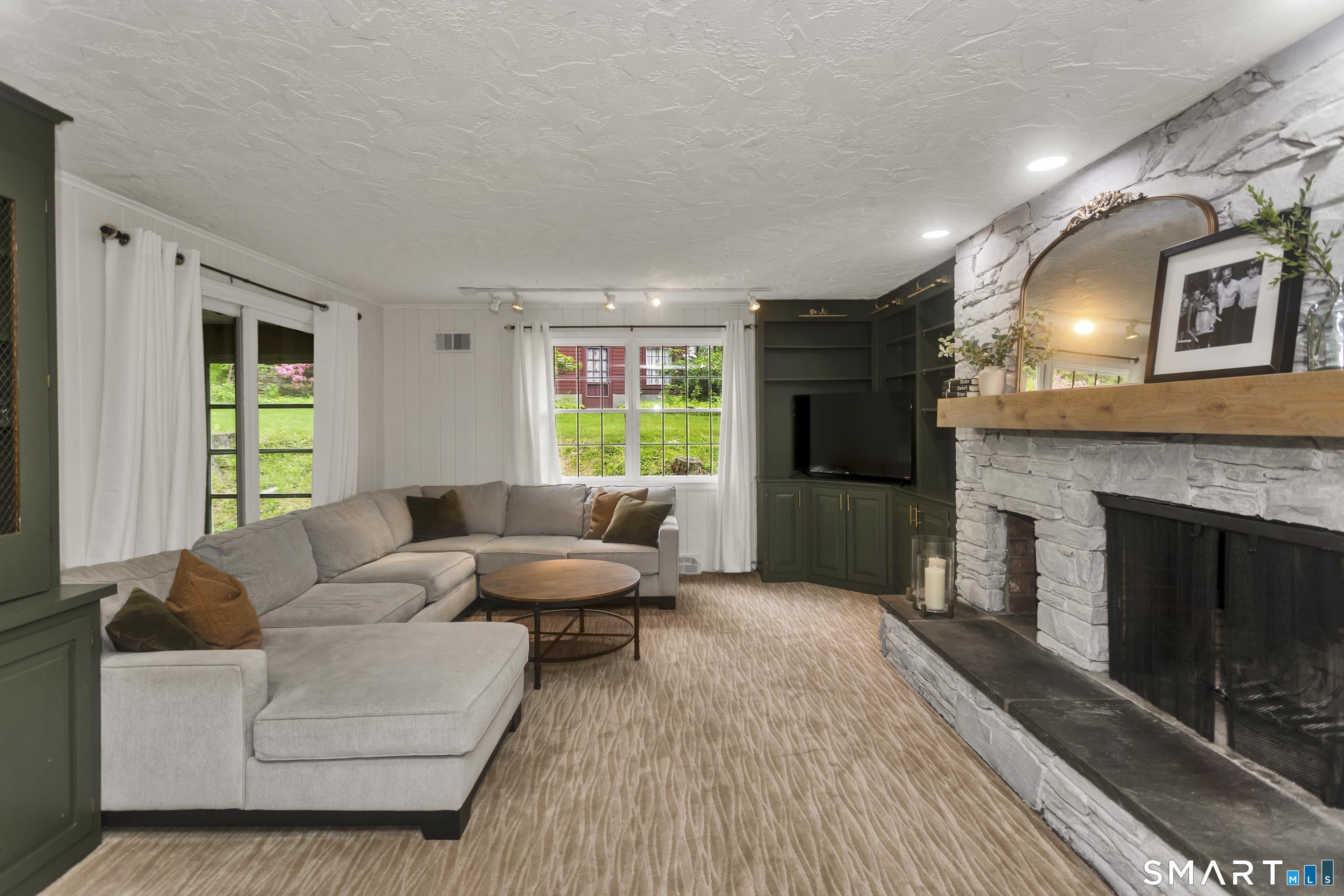 145 Beacon Hill Drive West Hartford CT 06117