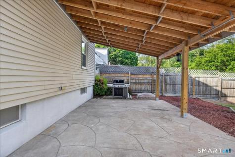 89 Burr Street East Haven CT 06512