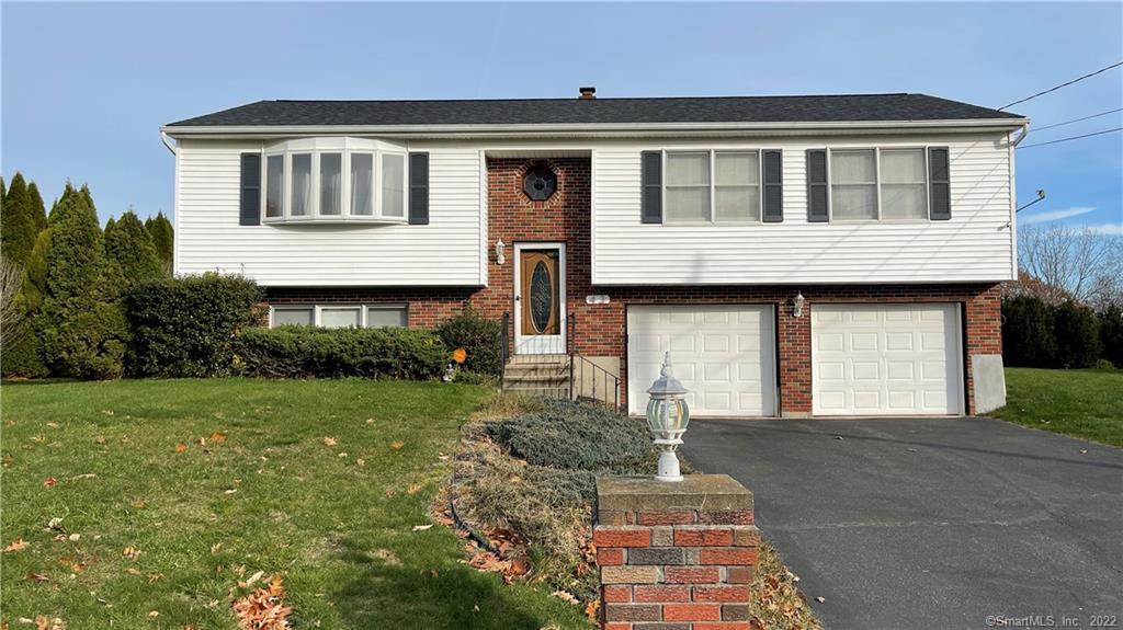 43 Oakcrest Circle Waterbury CT 06708