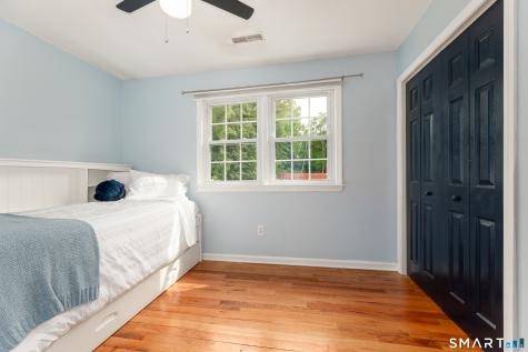 20 Stacy Court Cheshire CT 06410