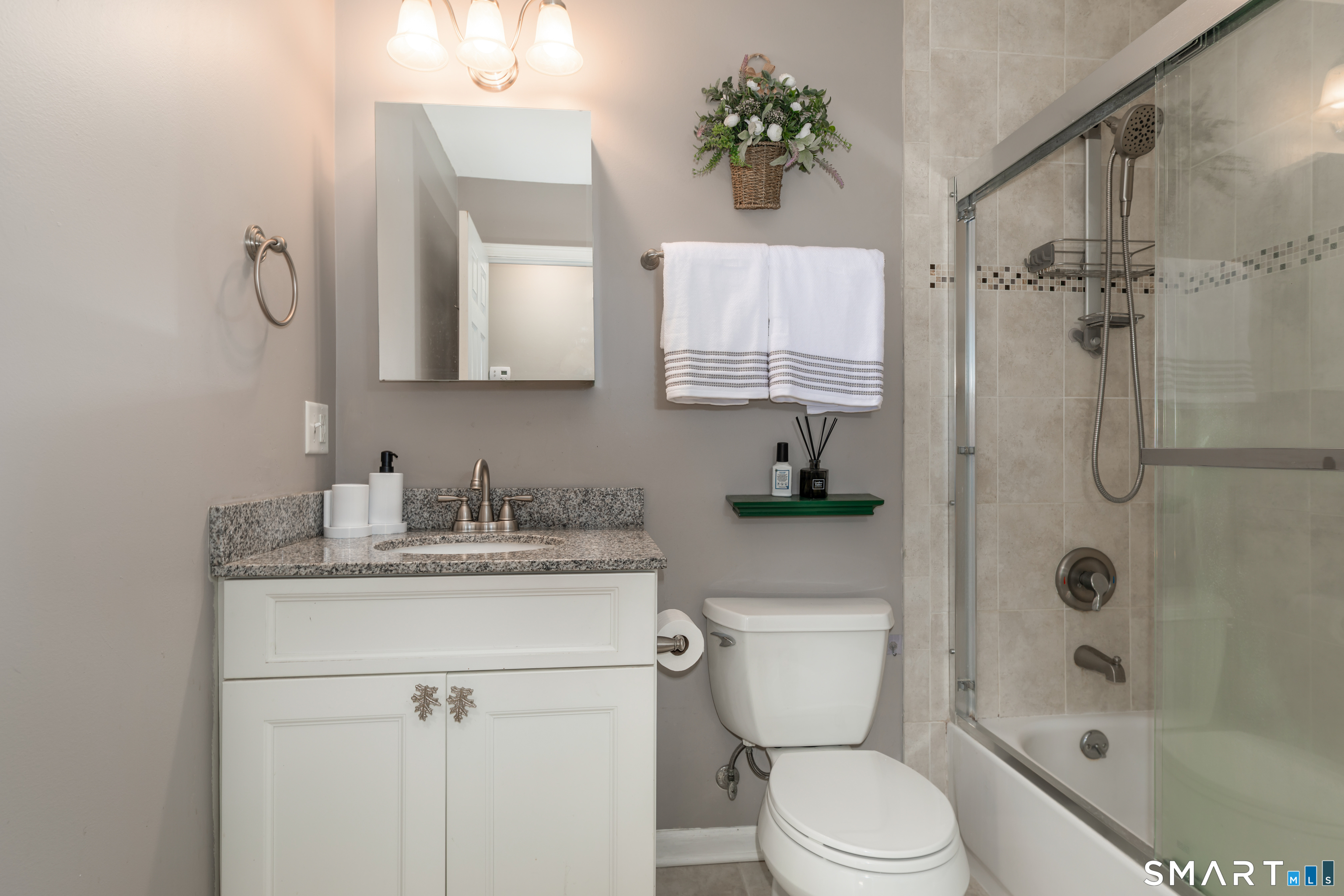 20 Stacy Court Cheshire CT 06410