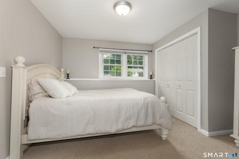 20 Stacy Court Cheshire CT 06410
