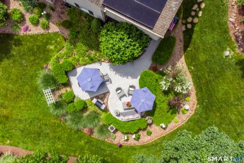 20 Stacy Court Cheshire CT 06410