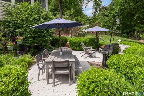 20 Stacy Court Cheshire CT 06410