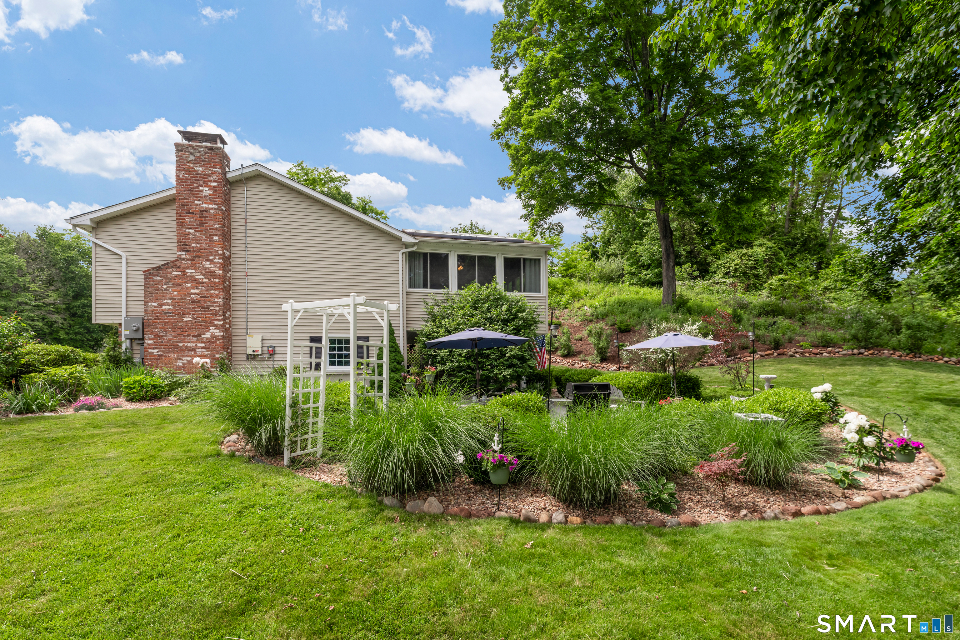 20 Stacy Court Cheshire CT 06410