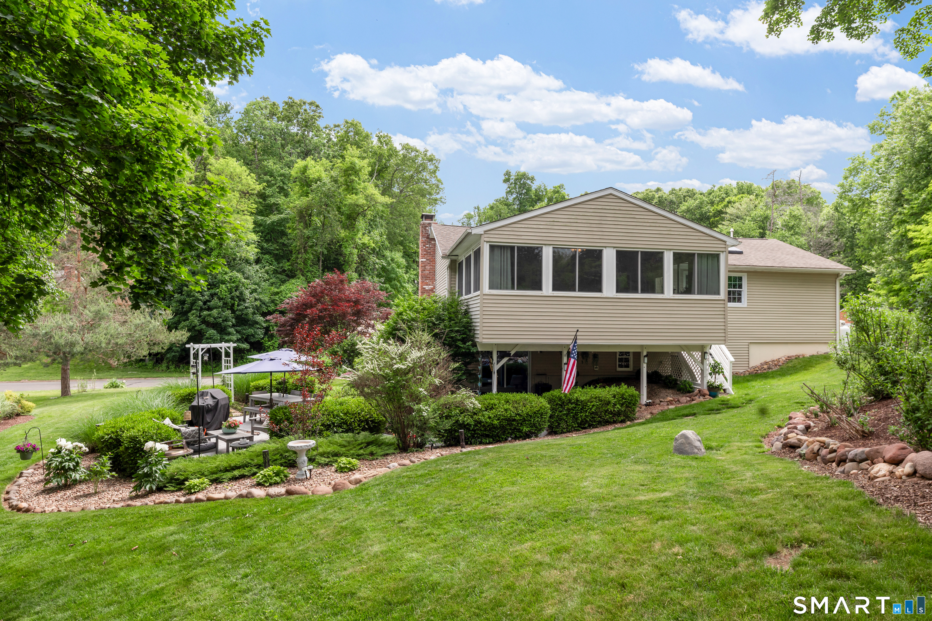 20 Stacy Court Cheshire CT 06410