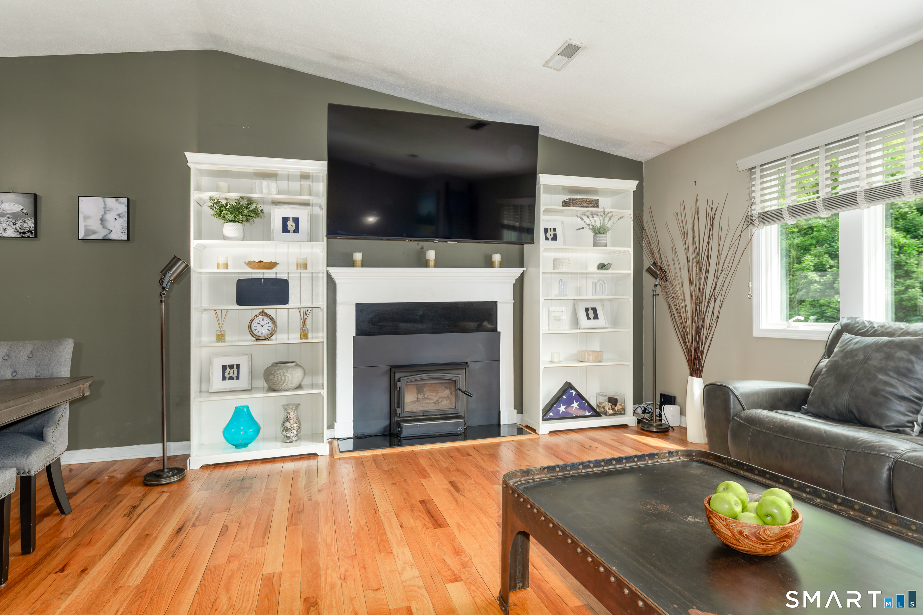 20 Stacy Court Cheshire CT 06410