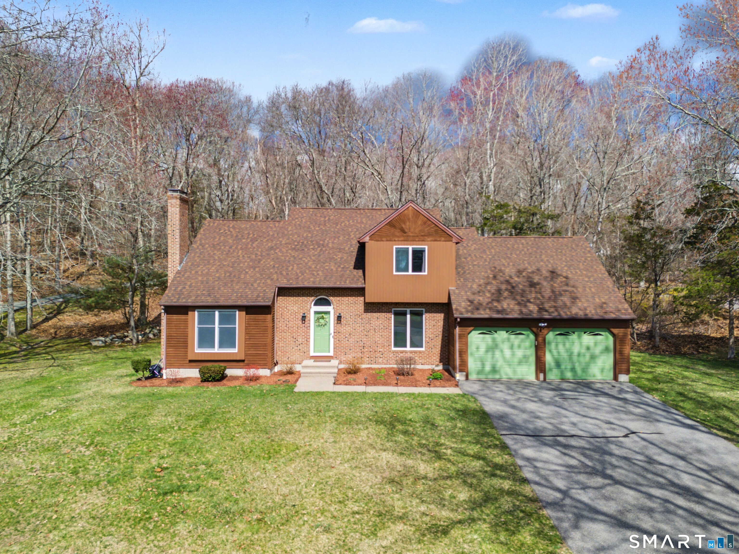 10 Fox Hollow Drive Montville CT 06370