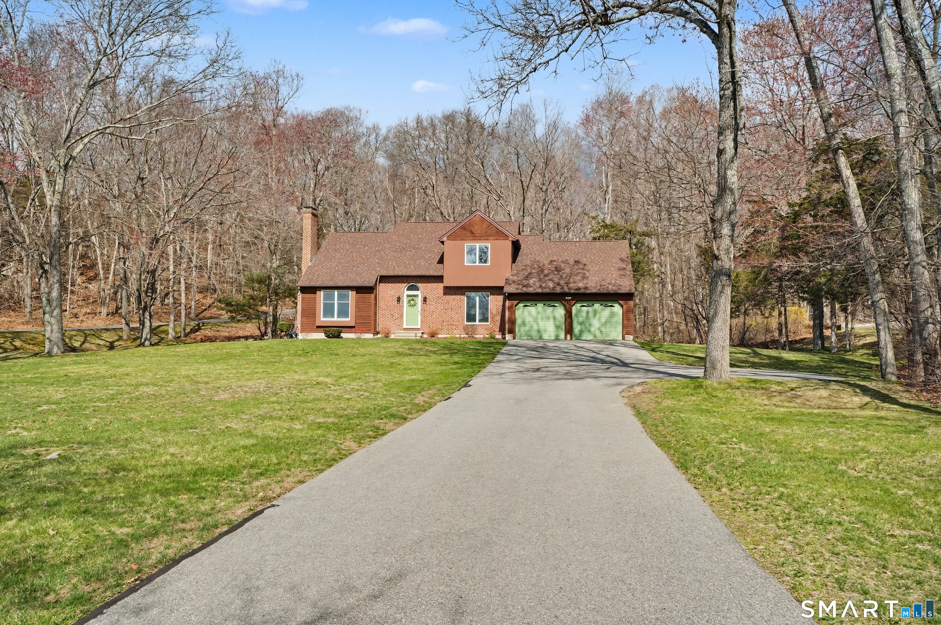 10 Fox Hollow Drive Montville CT 06370