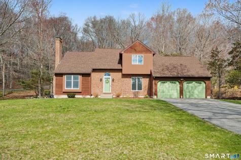 10 Fox Hollow Drive Montville CT 06370