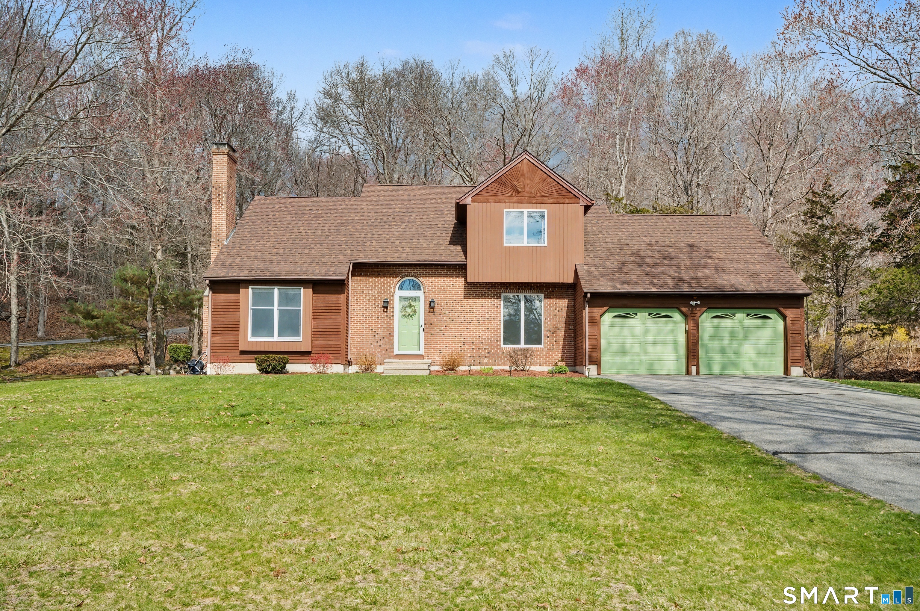 10 Fox Hollow Drive Montville CT 06370