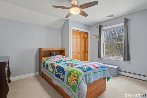 10 Fox Hollow Drive Montville CT 06370
