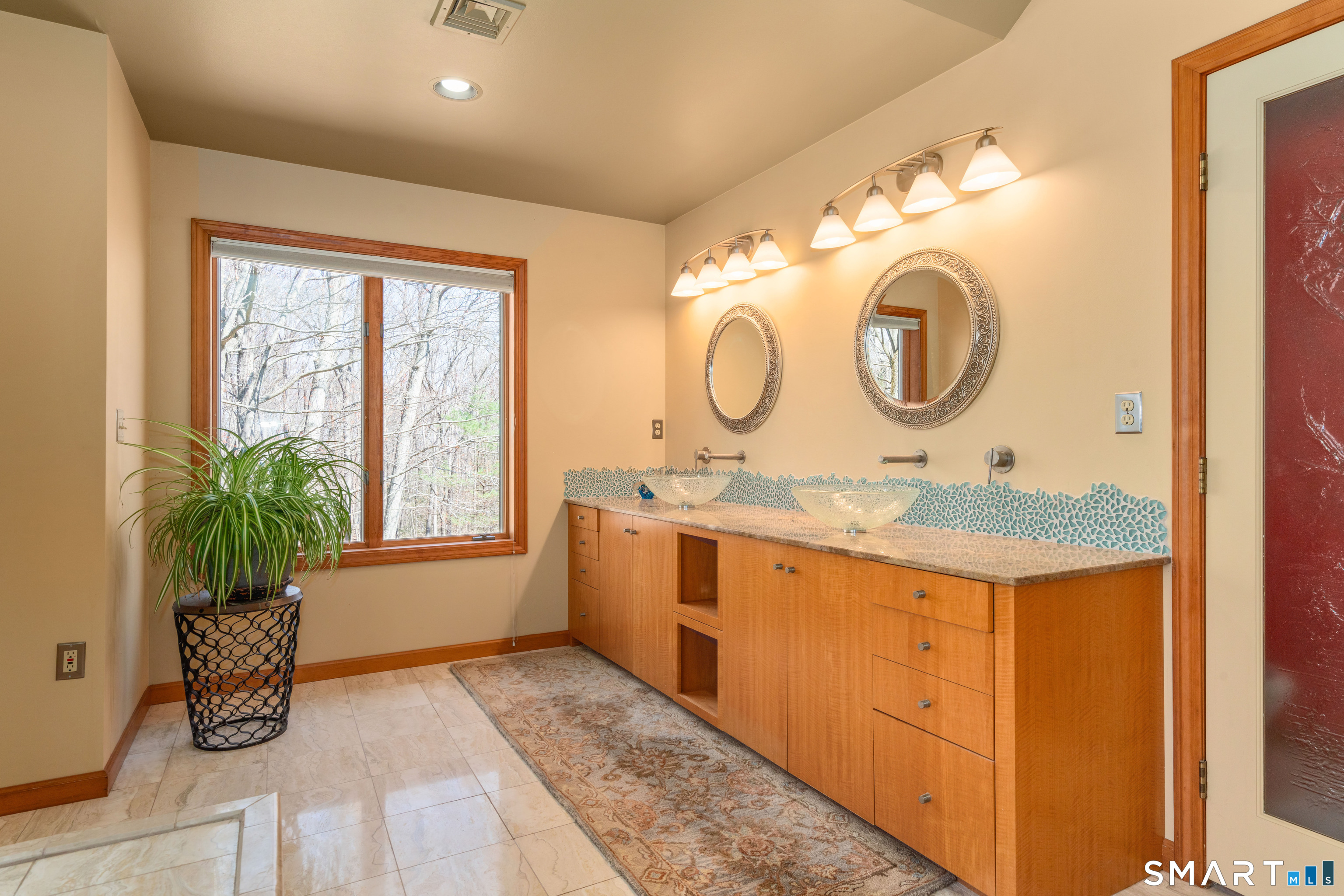 67 Hunters Crossing Burlington CT 06013